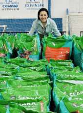 Governo do Ceará realiza a primeira entrega do programa “Ração do Bem” em Quixadá