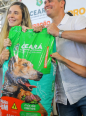 Governo do Ceará realiza primeira grande entrega do programa Ração do Bem em Fortaleza nesta quarta-feira (10)